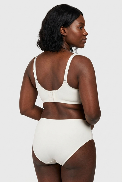 Black model - back, ivory minimizer bra